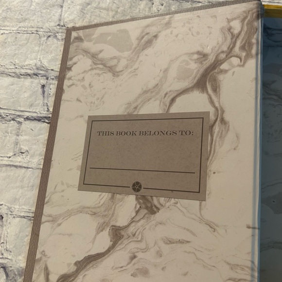 PUNCH STUDIO SHE LOVED LIFE AND IT LOVED HER BACK KEEPSAKE EMPTY BOOK BOX - Picture 6 of 6